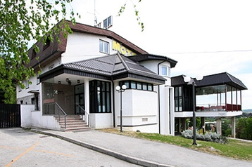 Хорватiя Hotel Duga Resa, Екстер'єр